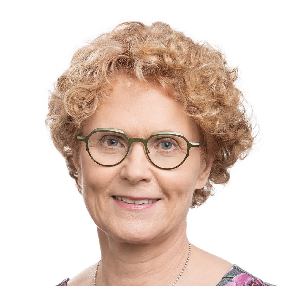Leea Ylitalo Lääketieteen tohtori — Pihlajalinna