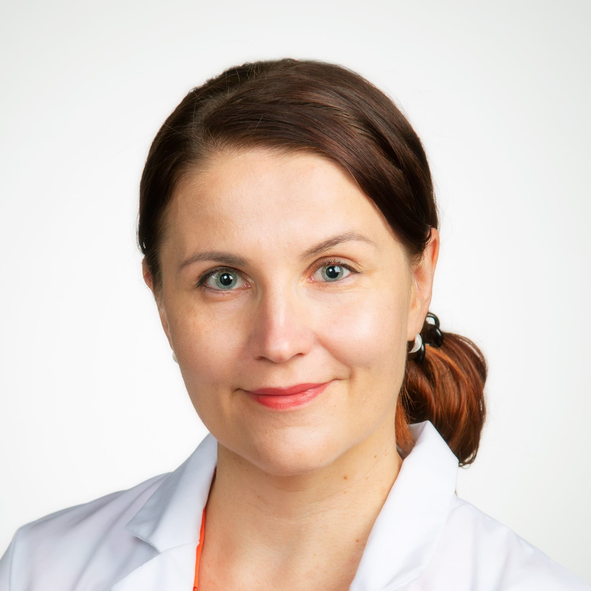 Anne Lätti Lääketieteen tohtori — Pihlajalinna